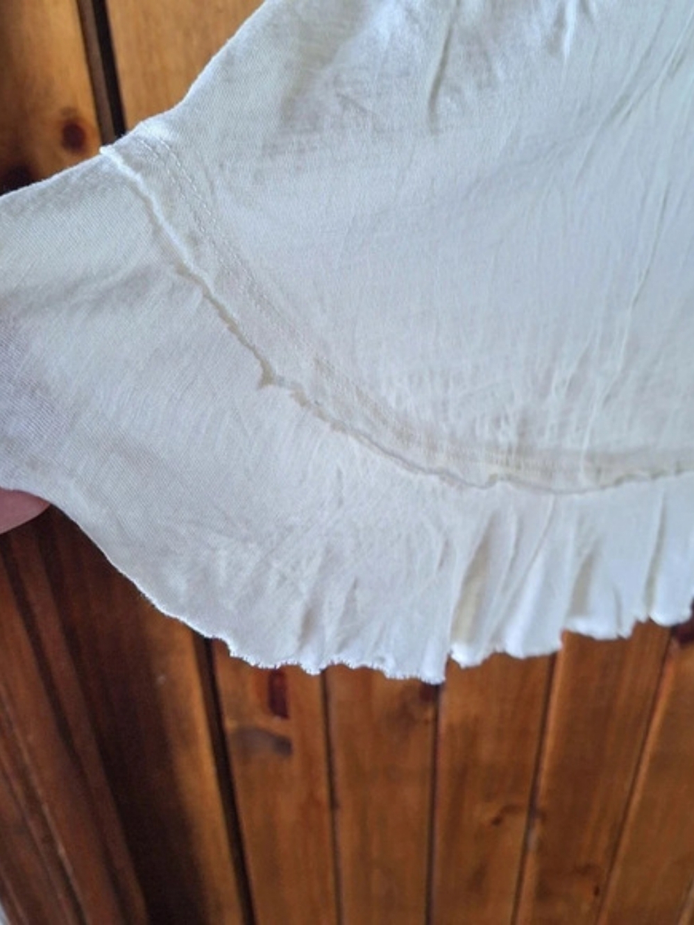 t.la White Ruffle Mini Dress Size Medium - Picture 3 of 4